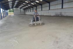 Working Floor With Power Trowel